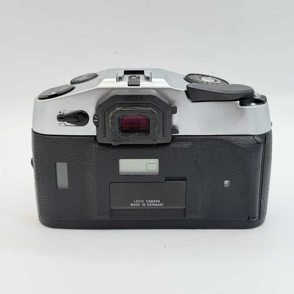 Leica R8 Black/Silver 35mm Film SLR Camera Body R Mount USA Seller Tested W Box!